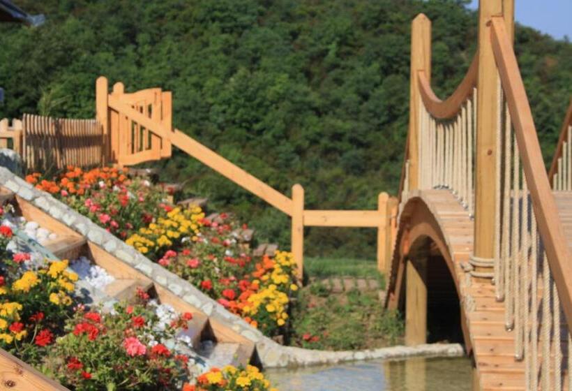 汽车旅馆 Zumrut Bahce