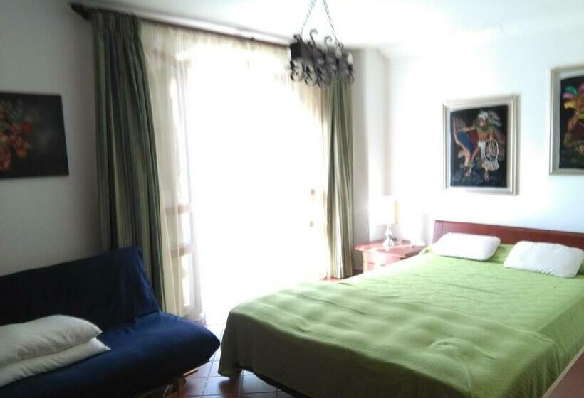 Пансион Casa Vacanze La Riva Bianca