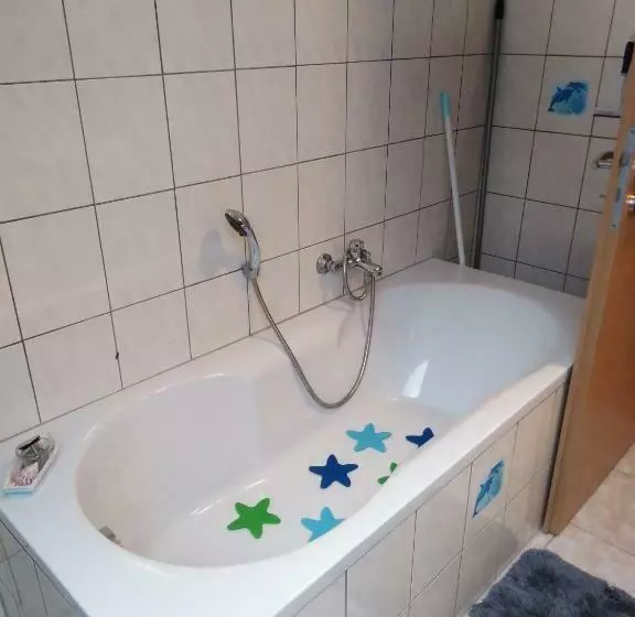 Majatalo Monteurunterkunft Haus Barbara Pirmasens