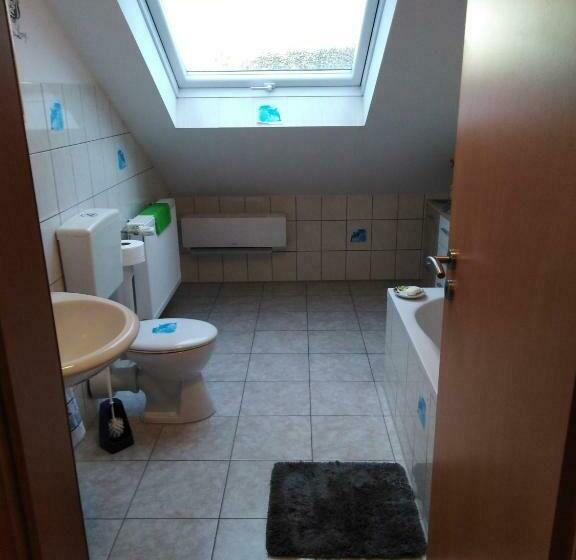 膳宿费 Monteurunterkunft Haus Barbara Pirmasens