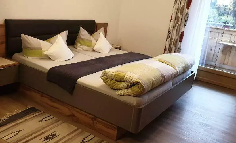 ペンション Spisshof