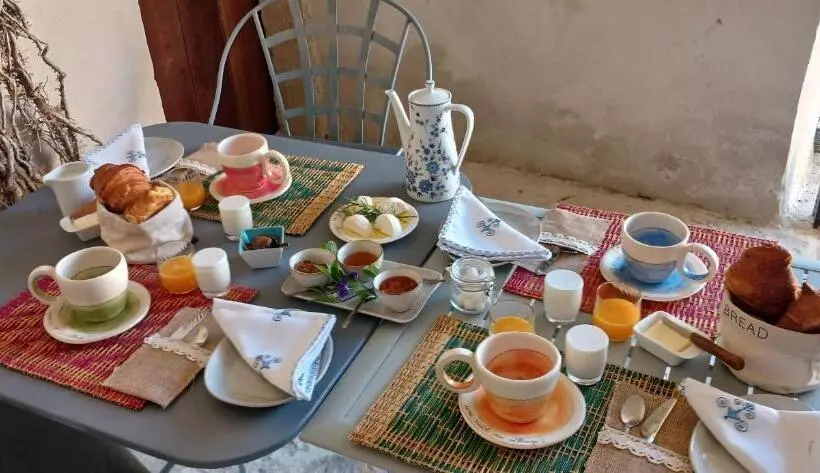 Majatalo Une Nuit Au Village   Chambre D Hôtes De Charme