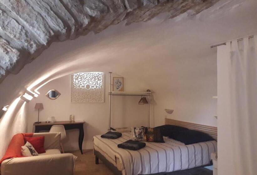 Pensiune Une Nuit Au Village   Chambre D Hôtes De Charme