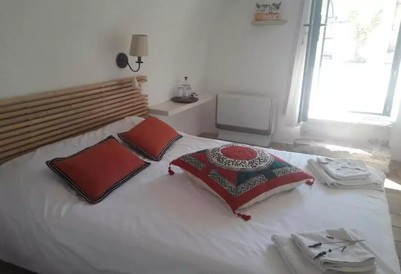 Majatalo Une Nuit Au Village   Chambre D Hôtes De Charme