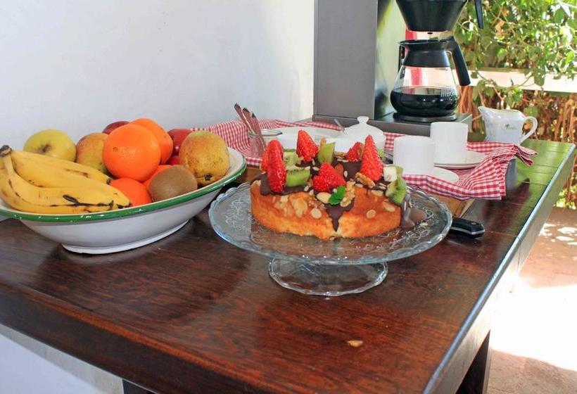 여관 Finca Justus Frank