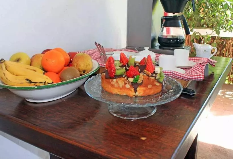 مسافرخانه Finca Justus Frank