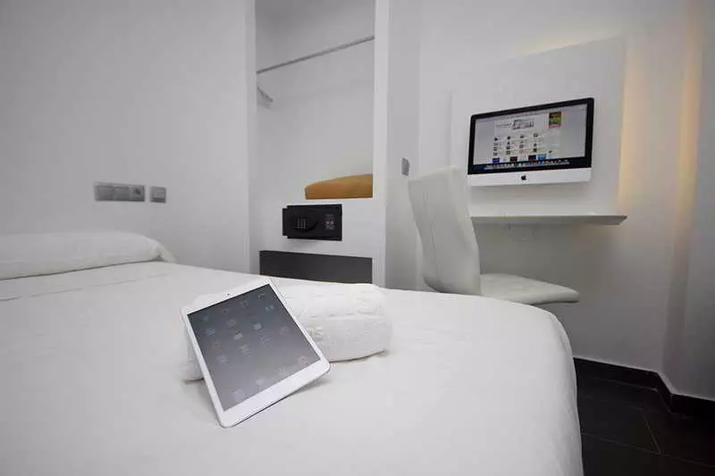 فندق فئة نجمة واحدة Irooms Rooms