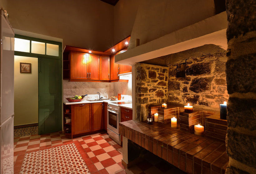 Отель Archondiko Spiti