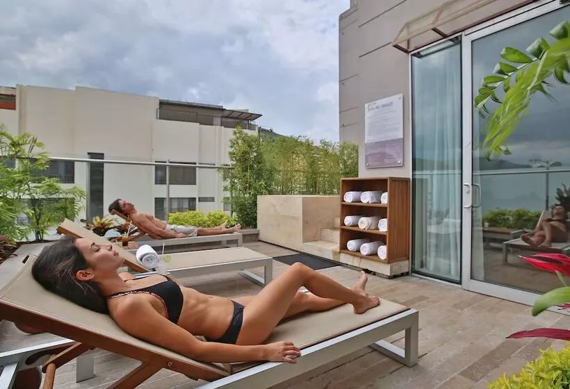 Szálloda Cali Marriott