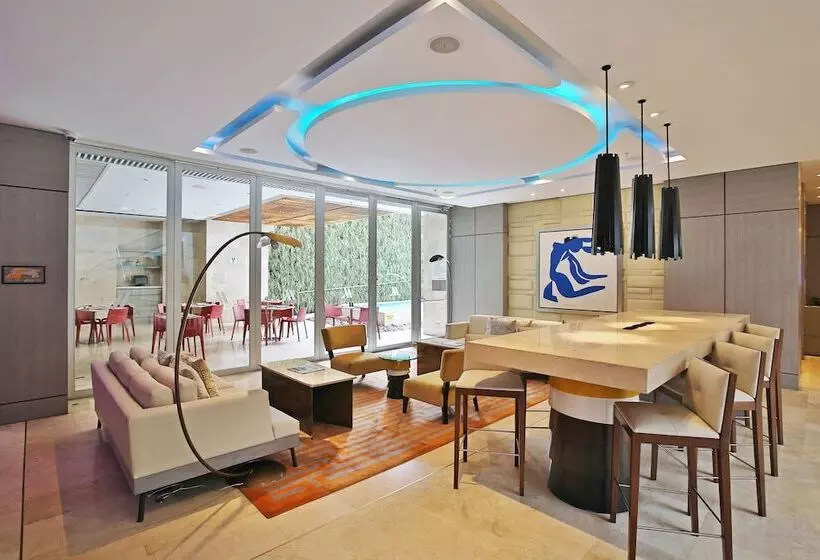 Szálloda Cali Marriott