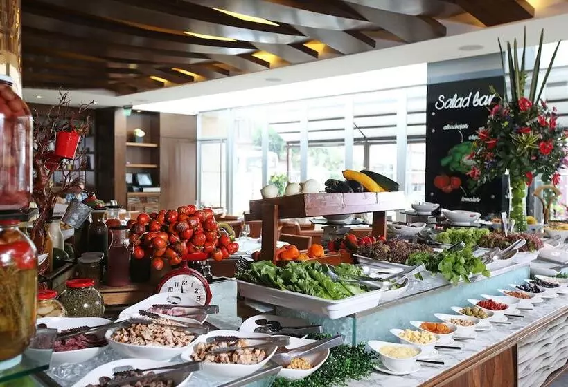 Szálloda Cali Marriott