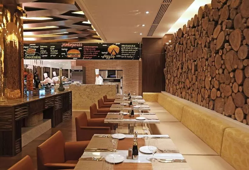 Szálloda Cali Marriott