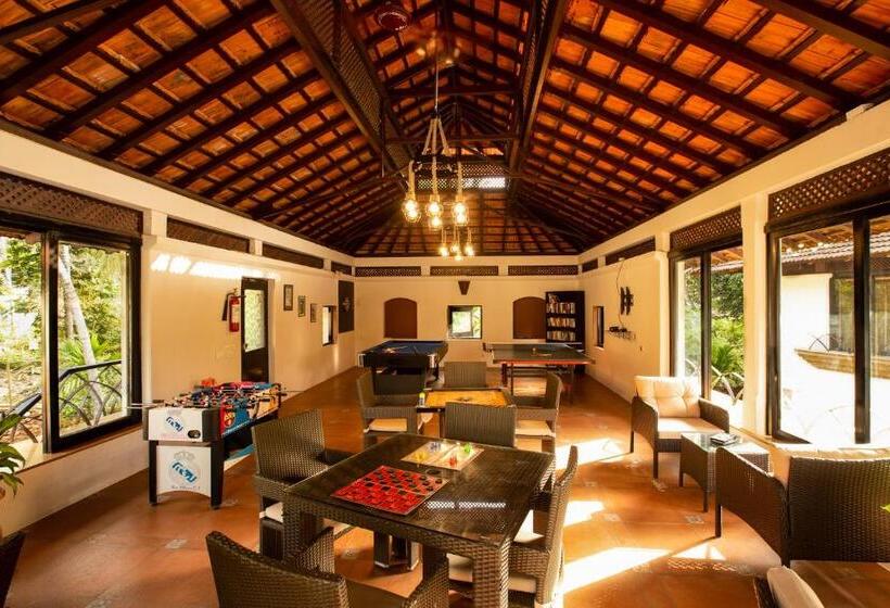 Hotel Coconut Creek Resort Dabolim Airport