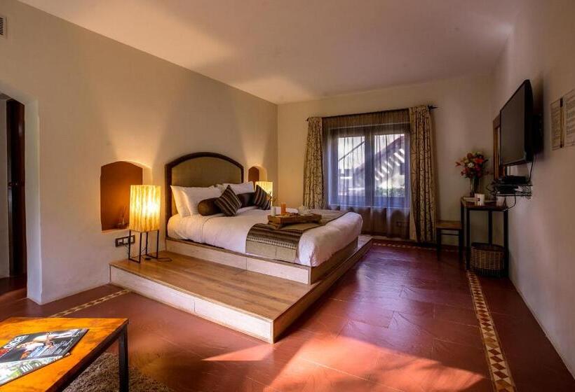 Hotel Coconut Creek Resort Dabolim Airport