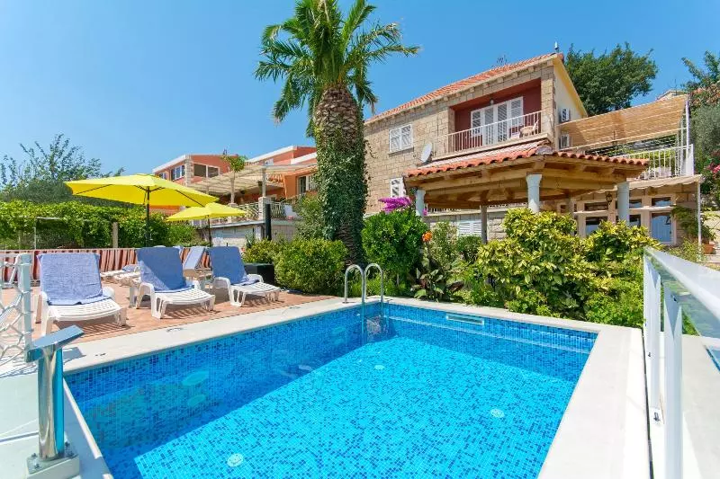 Отель House Kata