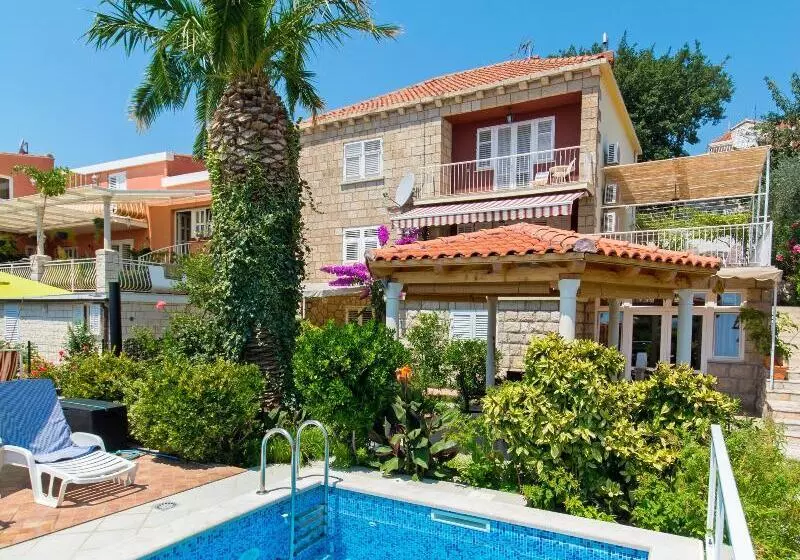 Отель House Kata