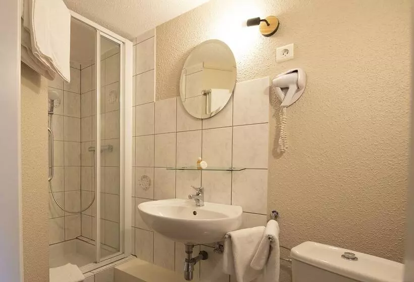 Отель Hôtel Restaurant Valneige