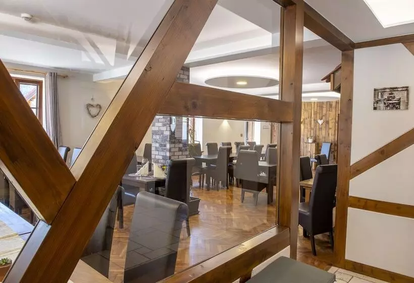 Отель Hôtel Restaurant Valneige