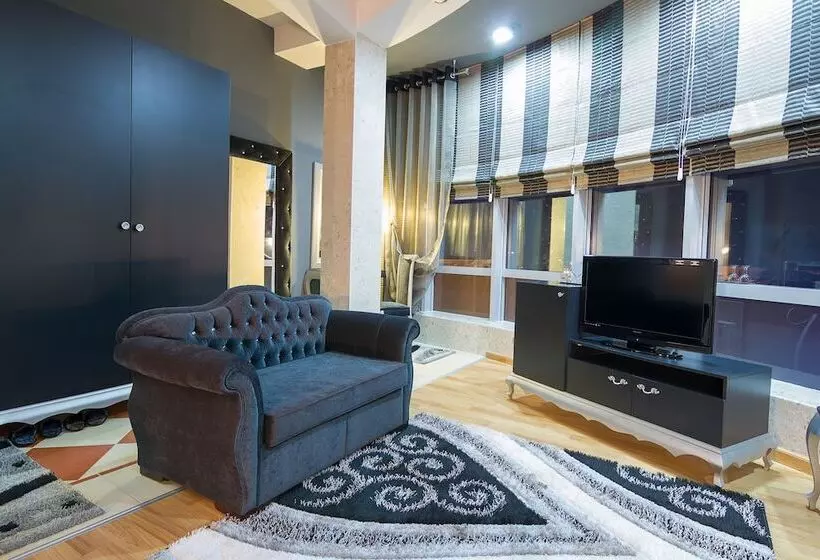 בית מלון כפרי Kocibelli Pool & Spa