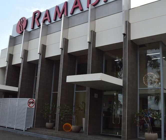 Ramada Hotel & Suites By Wyndham Cabramatta