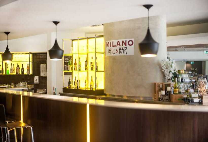 Ramada Hotel & Suites By Wyndham Cabramatta