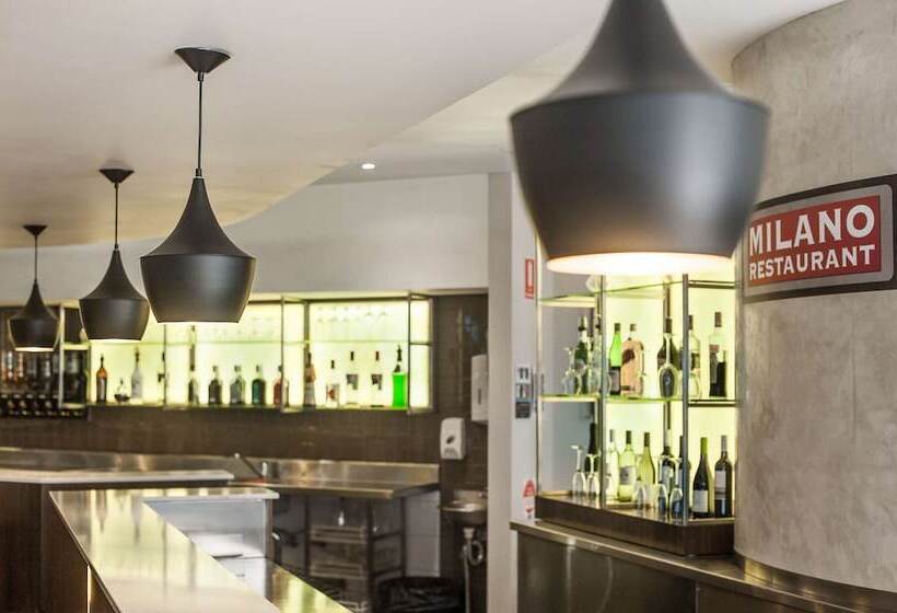 Ramada Hotel & Suites By Wyndham Cabramatta