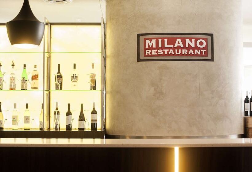 Ramada Hotel & Suites By Wyndham Cabramatta