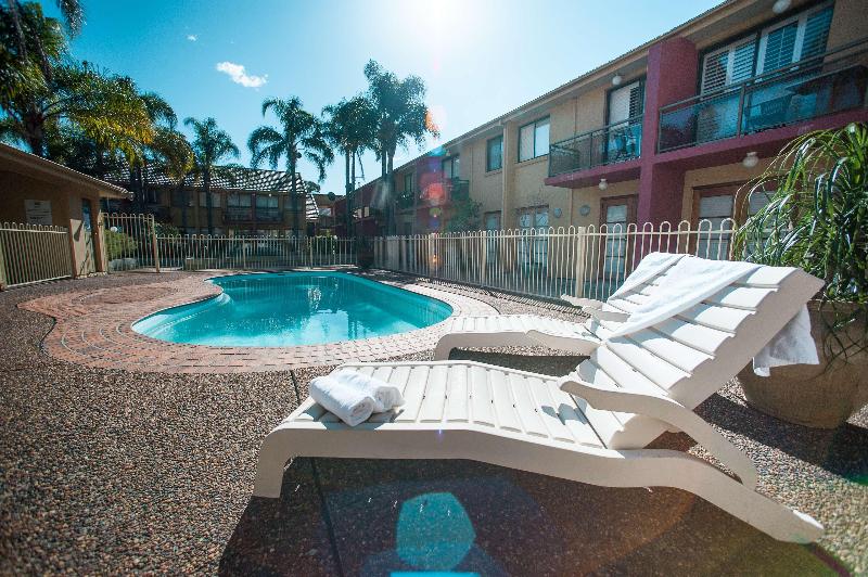 Ramada Hotel & Suites By Wyndham Cabramatta