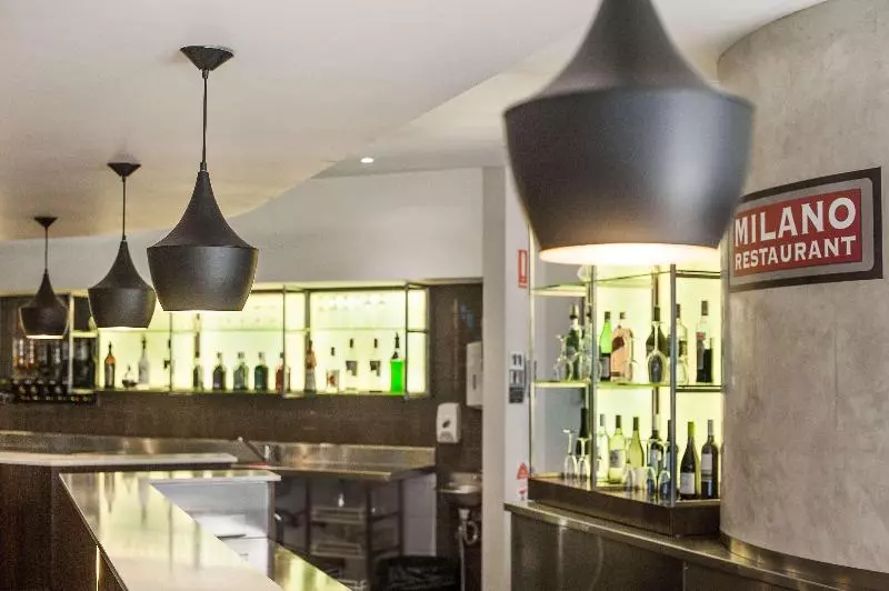 Ramada Hotel & Suites By Wyndham Cabramatta