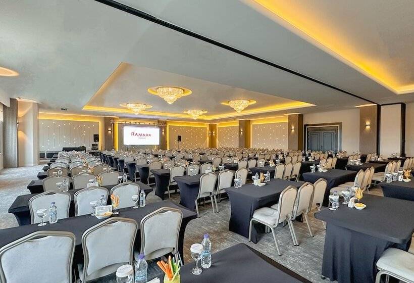 فندق Ramada By Wyndham Tekirdağ
