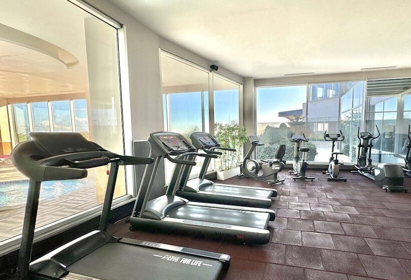 فندق Ramada By Wyndham Tekirdağ