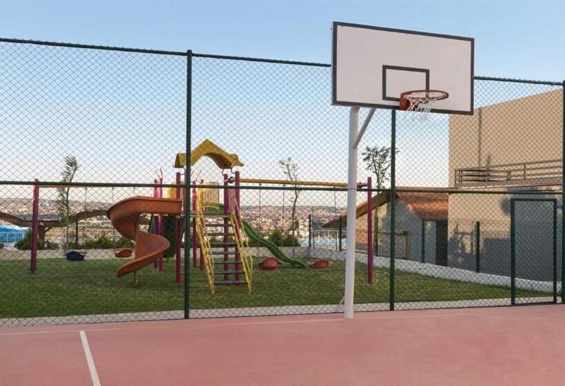 فندق Ramada By Wyndham Tekirdağ