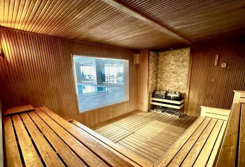 בית מלון כפרי Ramada By Wyndham Tekirdağ