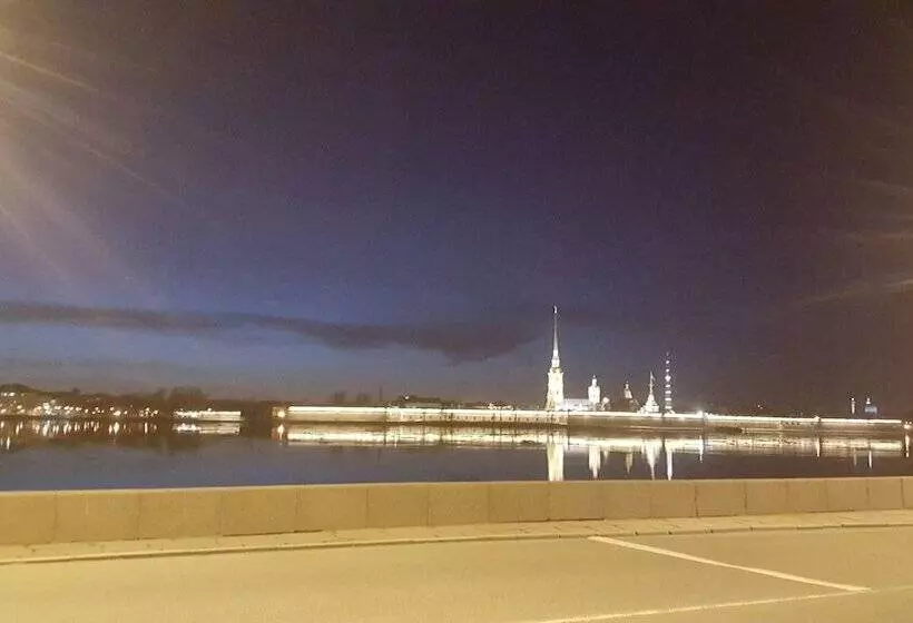 בית מלון כפרי Svarog Film