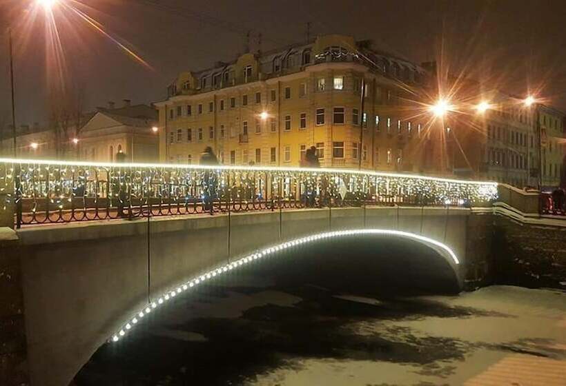 בית מלון כפרי Svarog Film