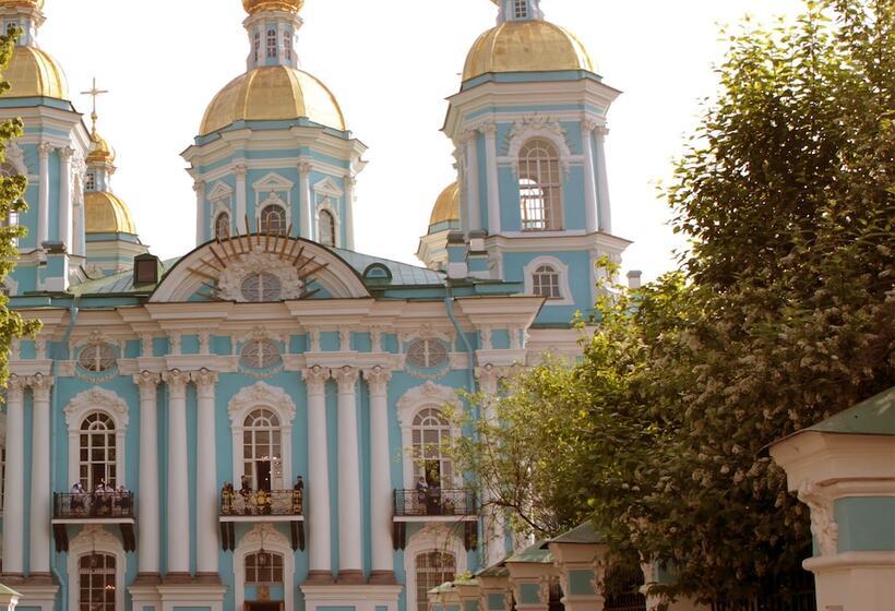 בית מלון כפרי Svarog Film