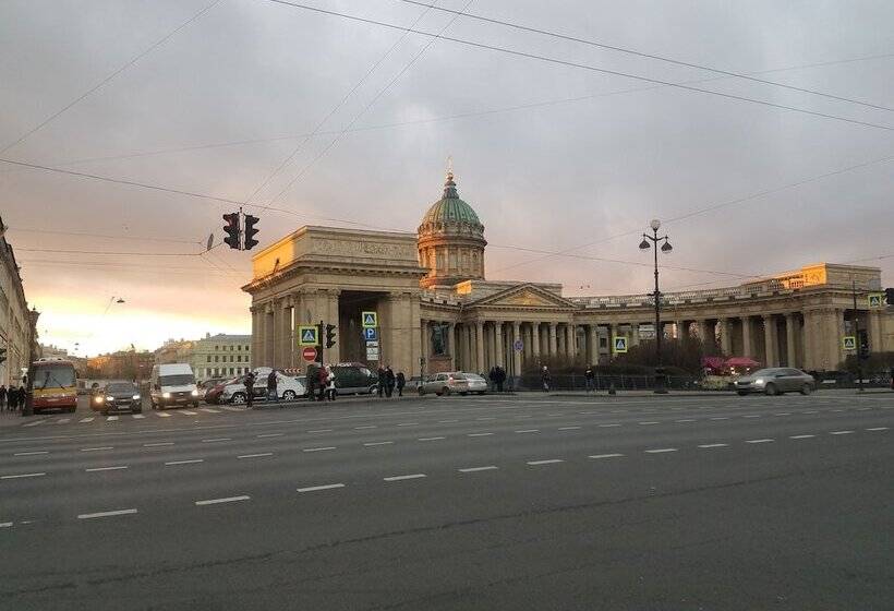 בית מלון כפרי Svarog Film