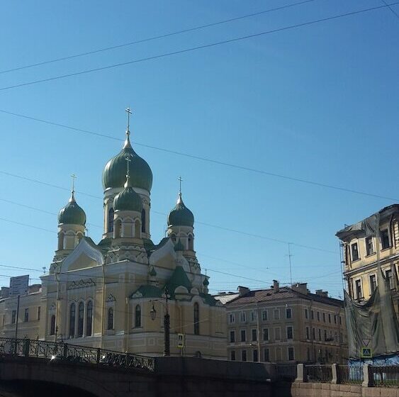 בית מלון כפרי Svarog Film