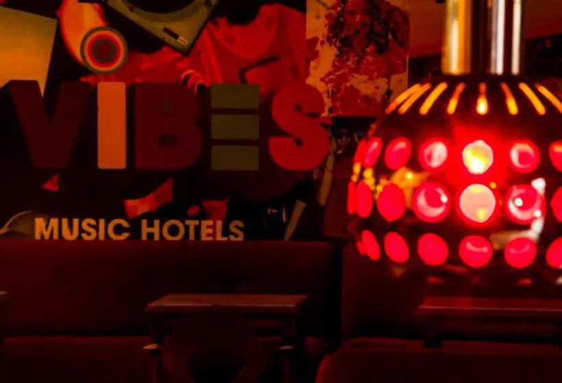 هتل Vibes Music