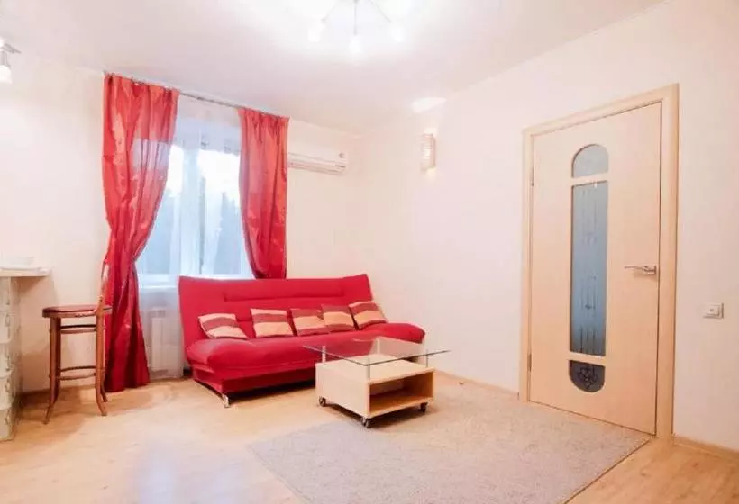 Apartment At Frunzenskaya