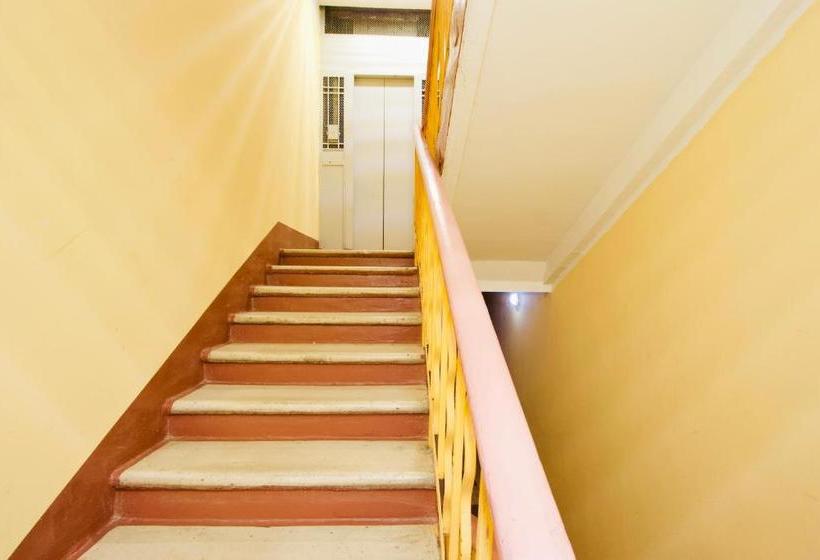 Apartment At Frunzenskaya