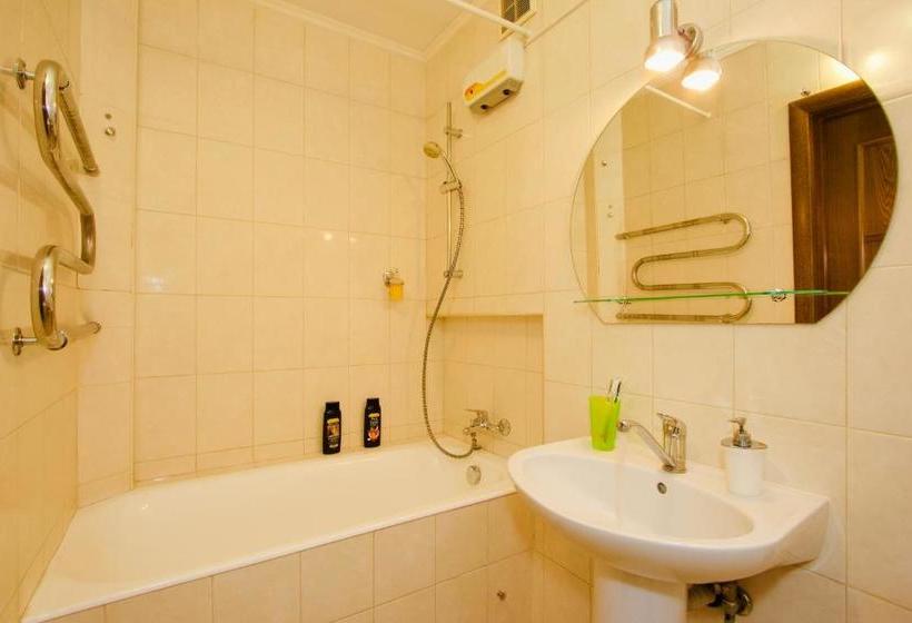 Apartment At Frunzenskaya