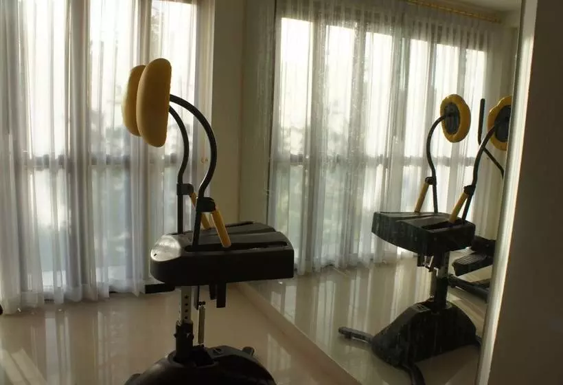 The Royal Tropical Beach At Vip Chain Resort