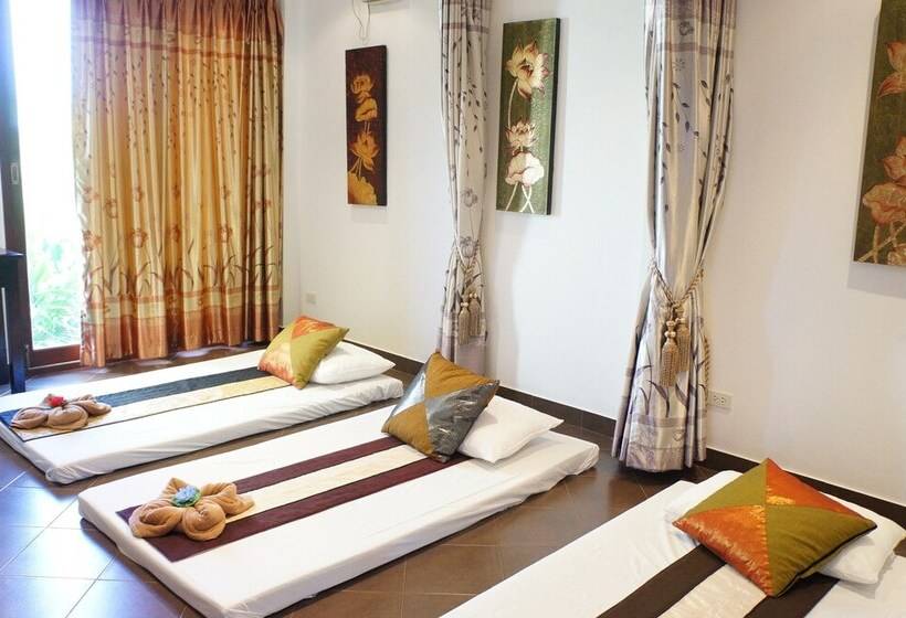 The Royal Tropical Beach At Vip Chain Resort