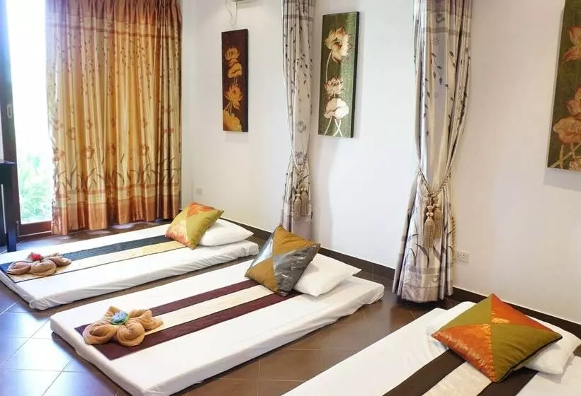 The Royal Tropical Beach At Vip Chain Resort