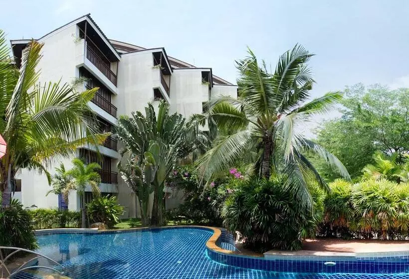 The Royal Tropical Beach At Vip Chain Resort