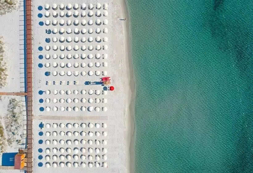 Cala Della Torre Resort