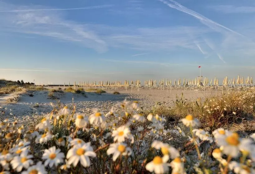 Cala Della Torre Resort