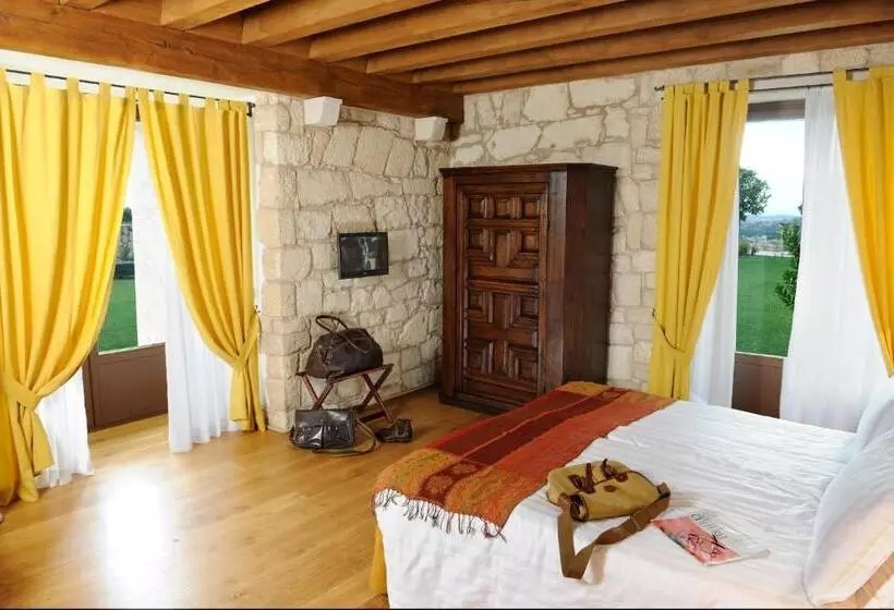 Delser Verona Manor House