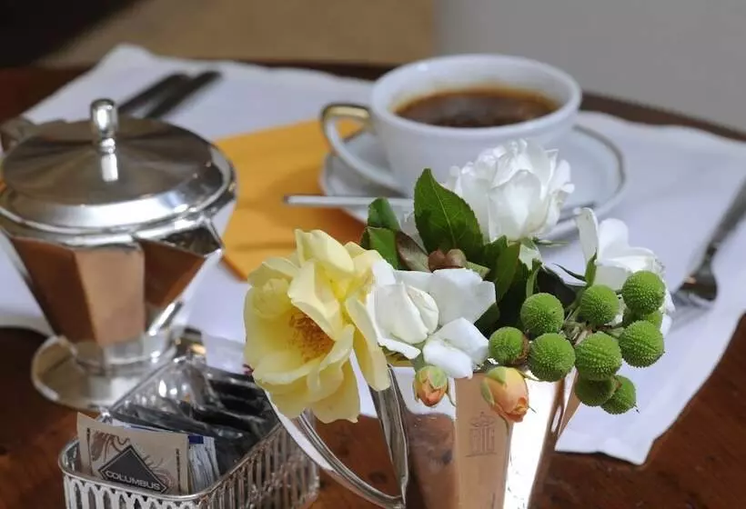 Delser Verona Manor House